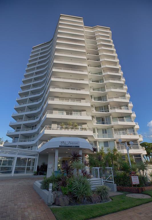 19Th Avenue On The Beach Gold Coast Exterior photo